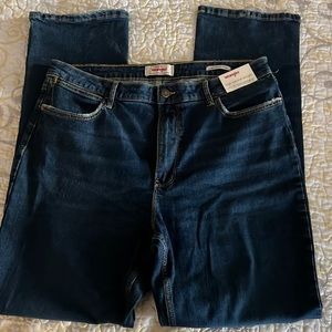 Wrangler high rise straight jean